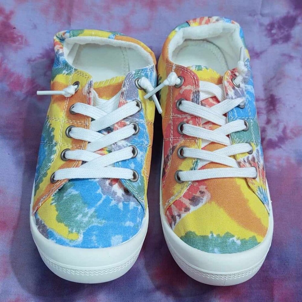 NWOT Canvas Tie Dye Pattern Slip-On Sneakers: 6.5